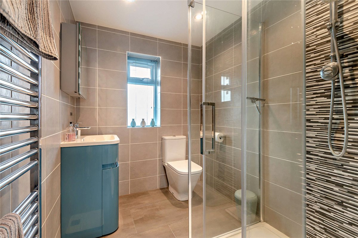 4 bedroom House, King John Road, Kingsclere, RG20 - Available, Image 11