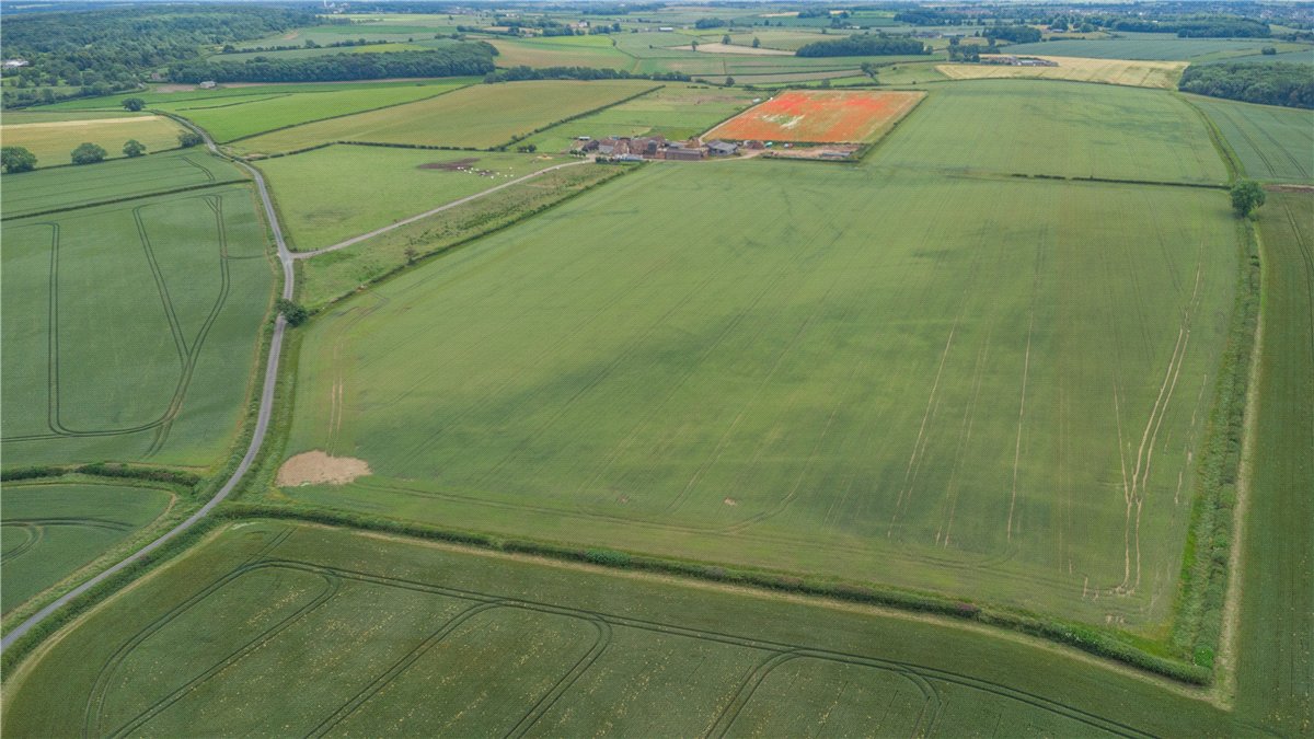   Farm, Harthill Field Road, Harthill, S26 - Available
