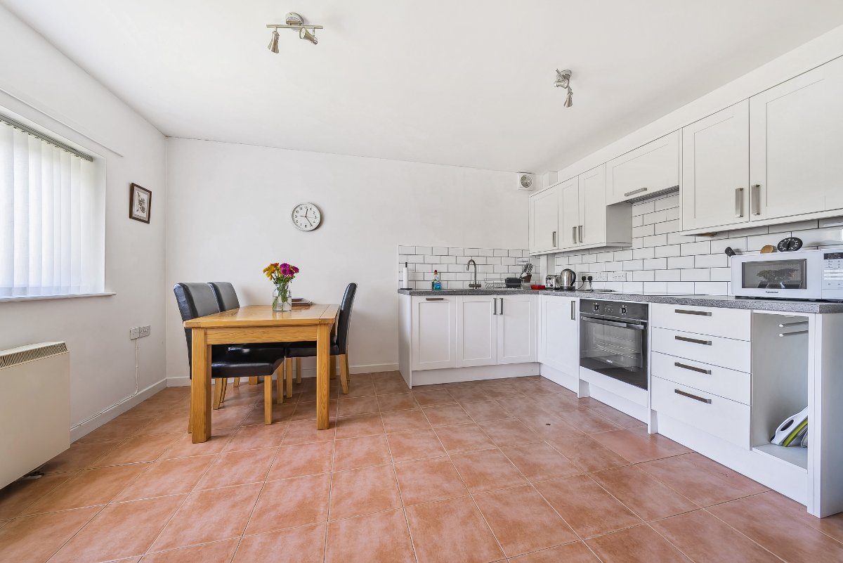 6 bedroom House, Glastonbury Road, Meare, BA6 - Available, Image 6