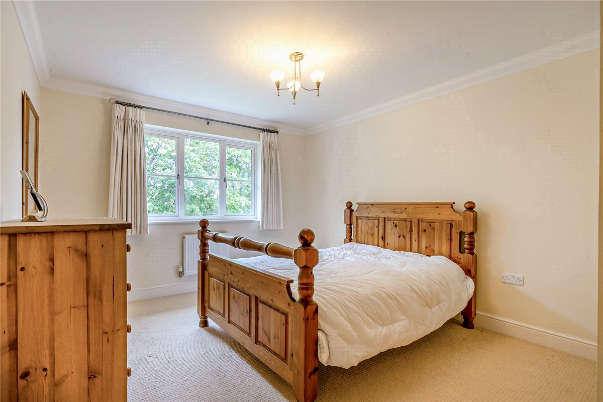 4 bedroom House, Hermitage Green, Hermitage, RG18 - Available, Image 26
