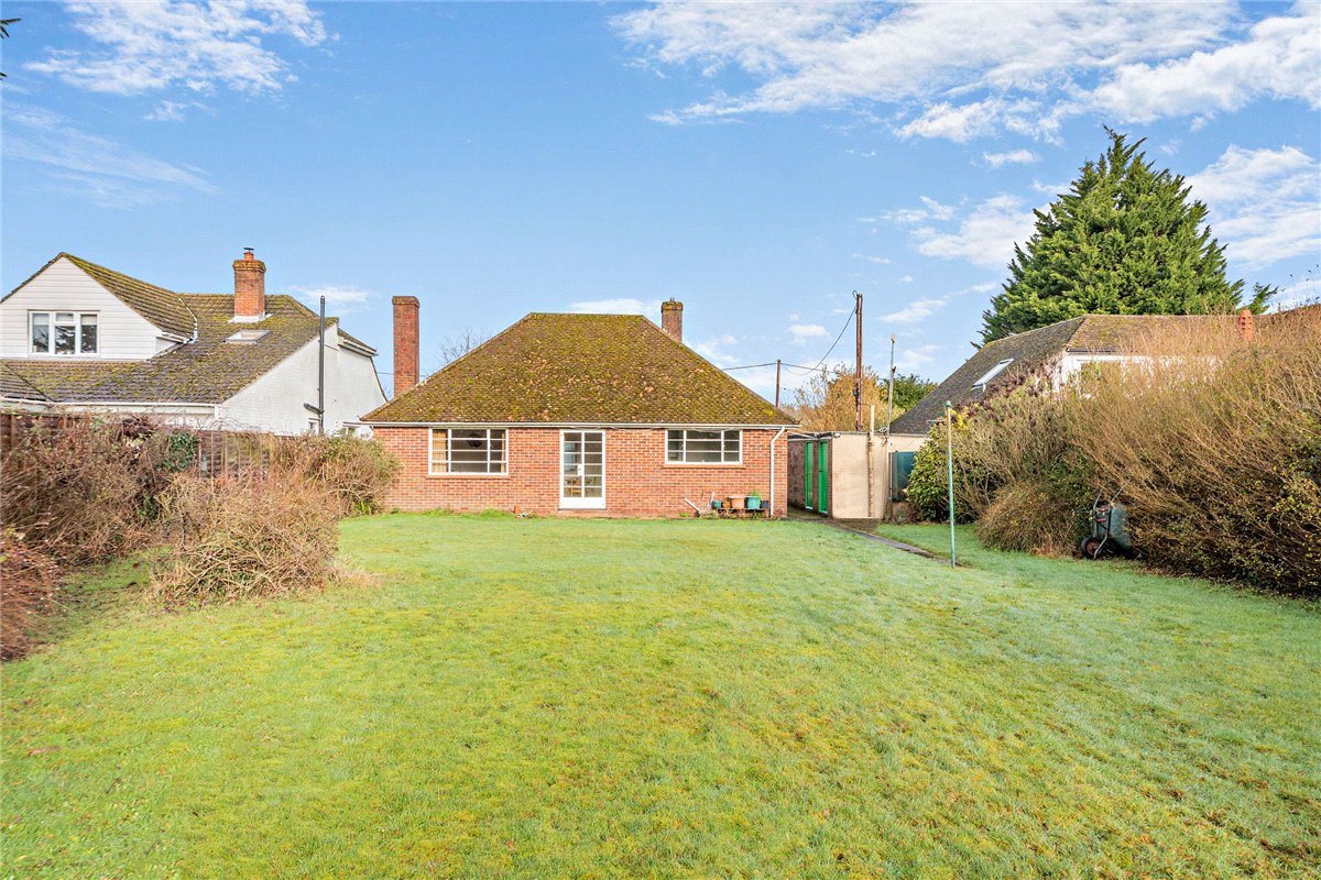 2 bedroom Bungalow, Crookham Common Road, Crookham, RG19 - Sold STC