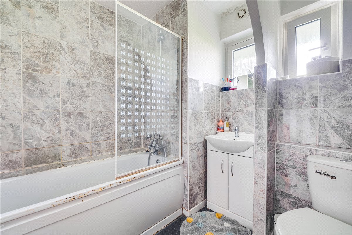 2 bedroom Flat, Winterfold Close, London, SW19 - Sold, Image 1