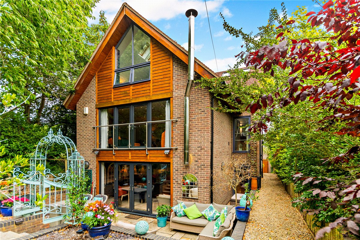 4 bedroom House, Oxford Road, Donnington, RG14 - Available, Image 24