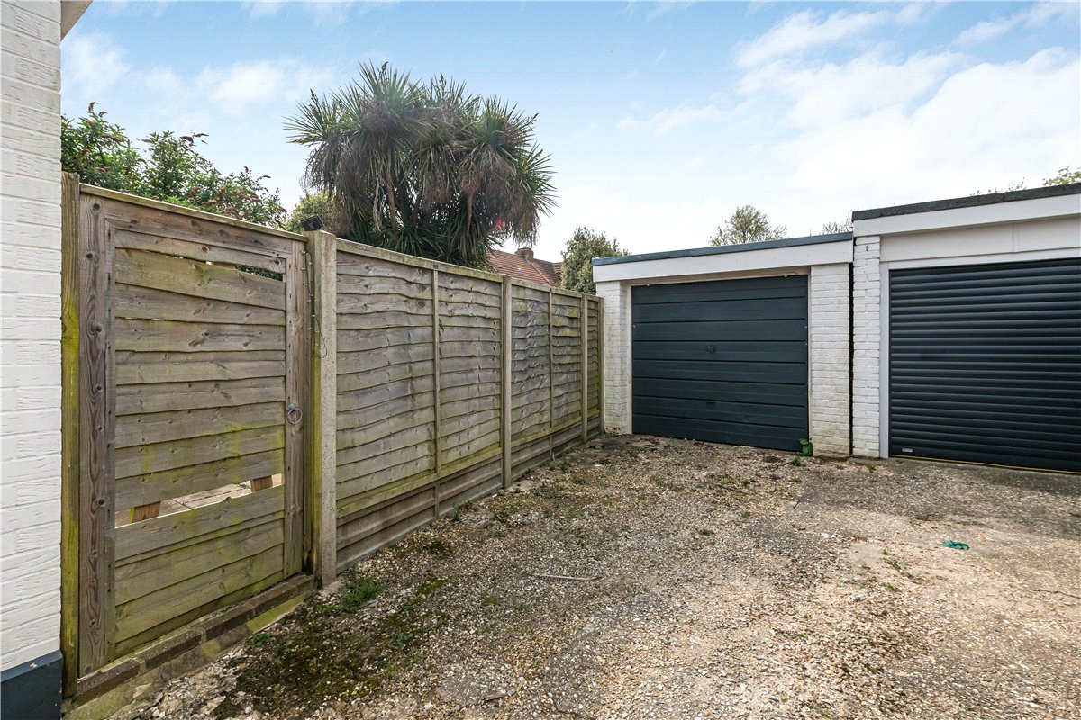 3 bedroom Bungalow, Yapton Lane, Walberton, BN18 - Available, Image 5