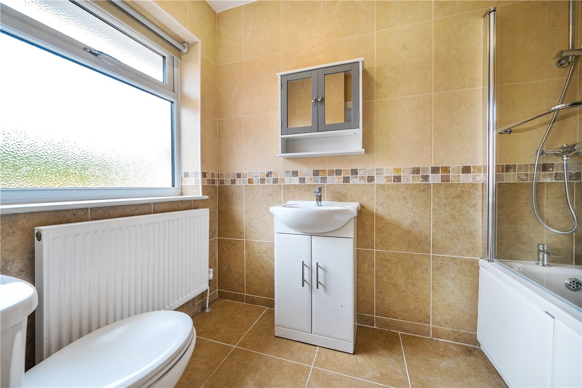 3 bedroom Bungalow, Cherry Tree Road, Wales, S26 - Available, Image 3