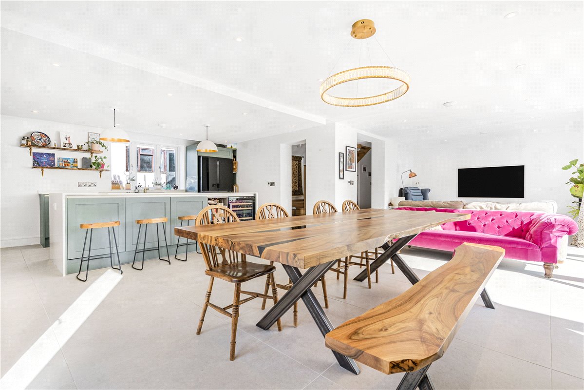 5 bedroom House, Middle Street, Islip, OX5 - Sold, Image 24