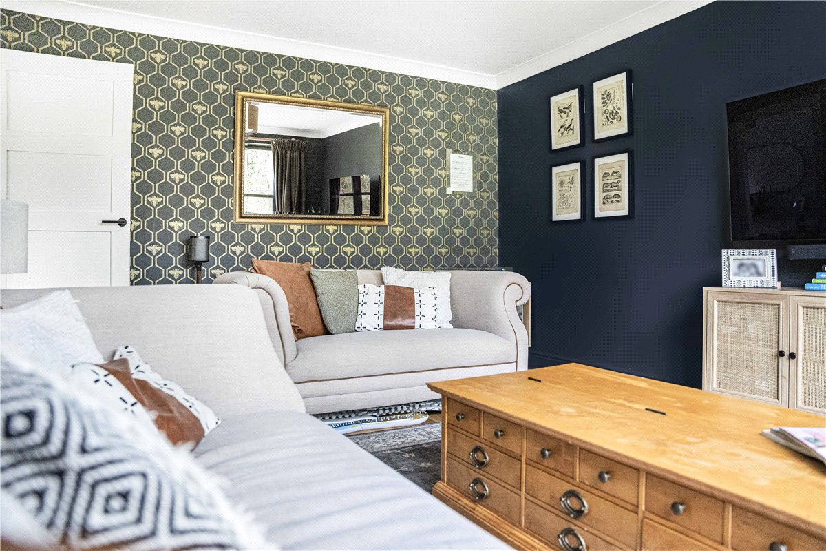 4 bedroom House, Gardiner Close, Abingdon, OX14 - Sold, Image 3