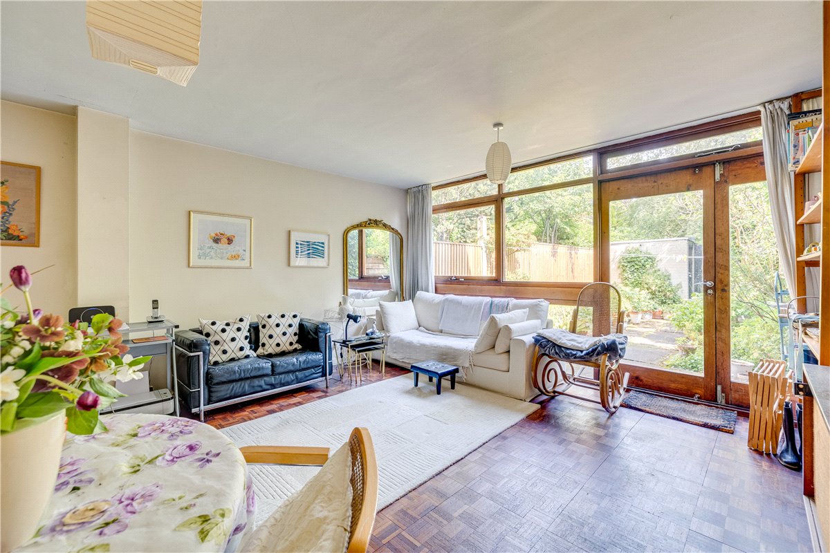 3 bedroom House, Tibbets Close, London, SW19 - Sold
