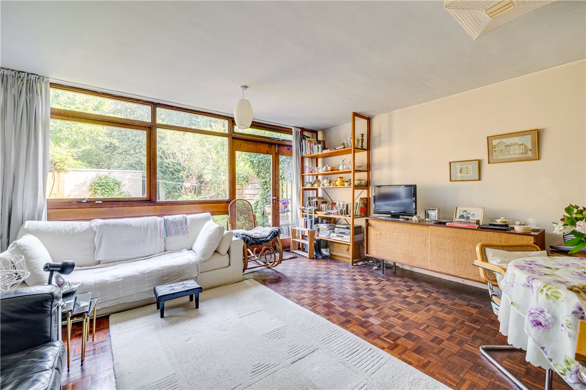 3 bedroom House, Tibbets Close, London, SW19 - Sold STC
