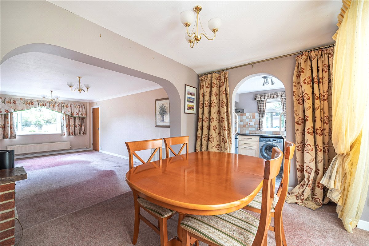 4 bedroom Bungalow, High Street, Burbage, SN83AR - Sold, Image 21