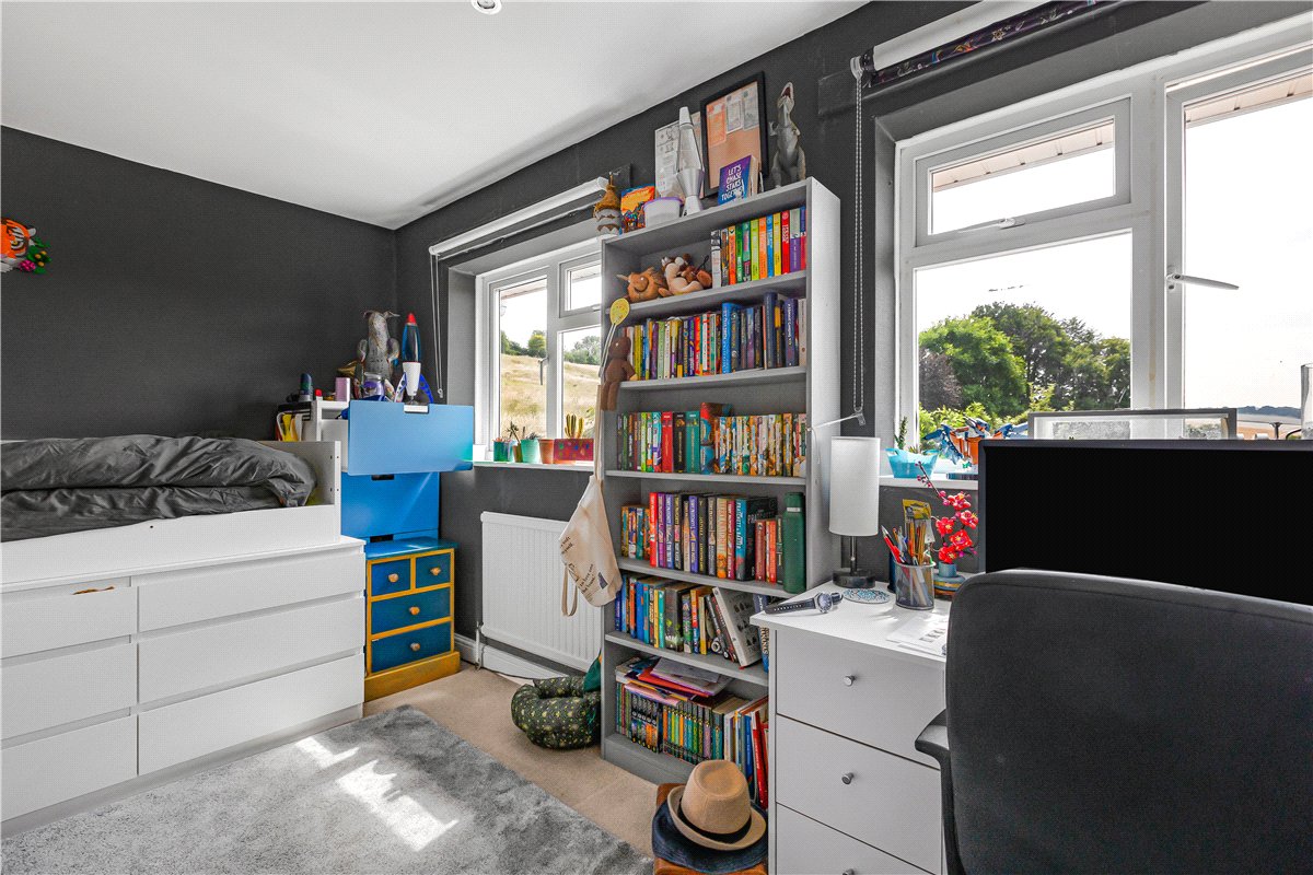 3 bedroom House, Whitley Road, Aldbourne, SN8 - Available, Image 9