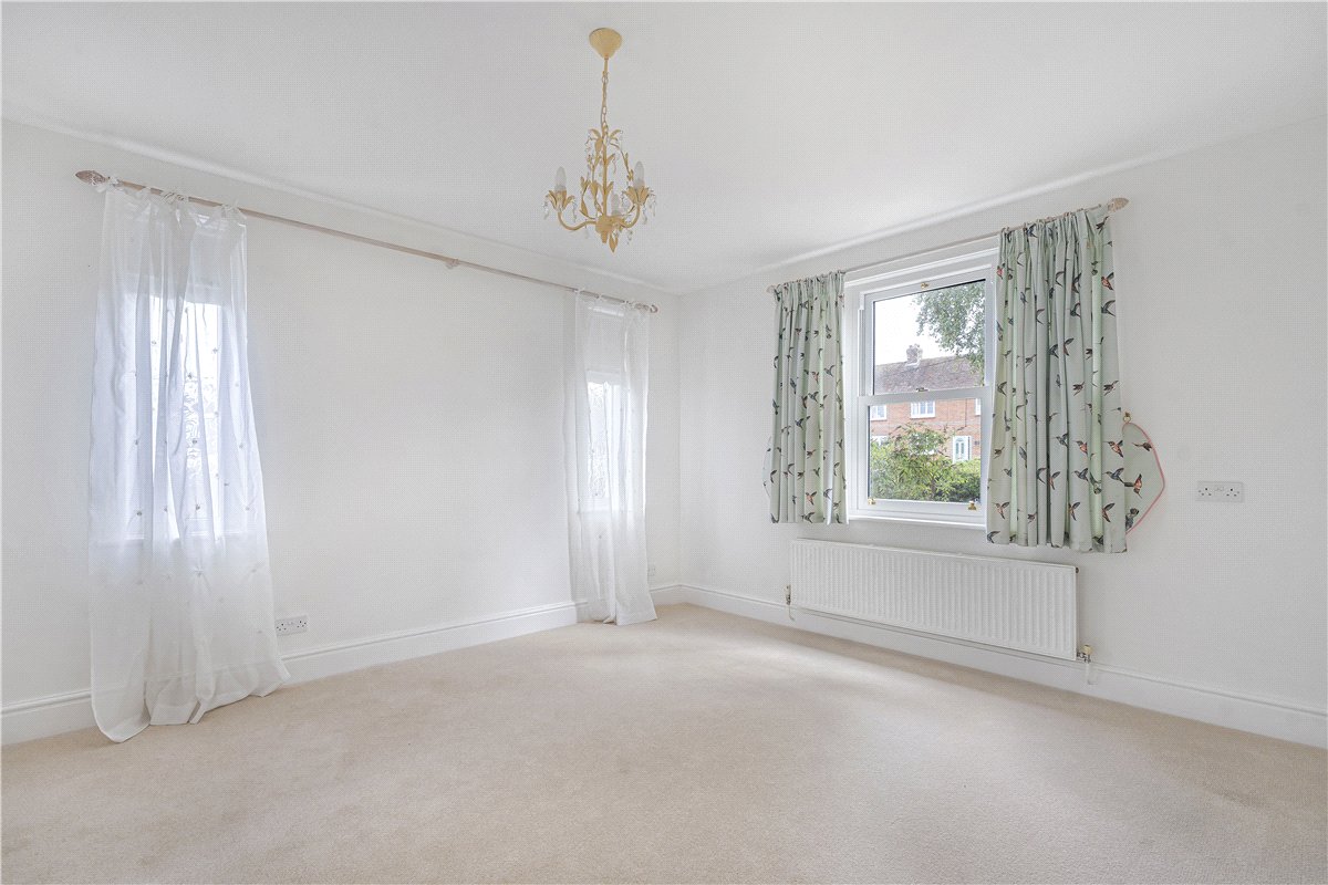 4 bedroom House, High Street, Manton, SN8 - Available, Image 8