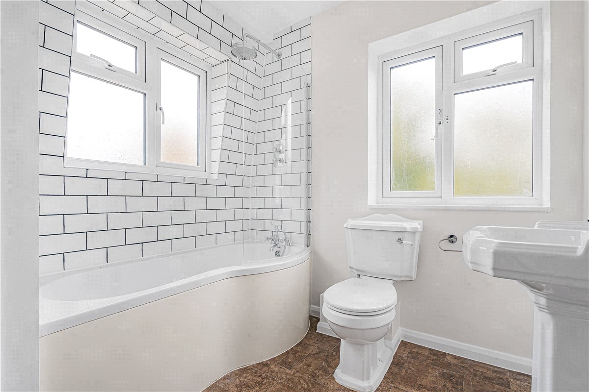 4 bedroom House, Bacombe Lane, Wendover, HP22 - Available, Image 13