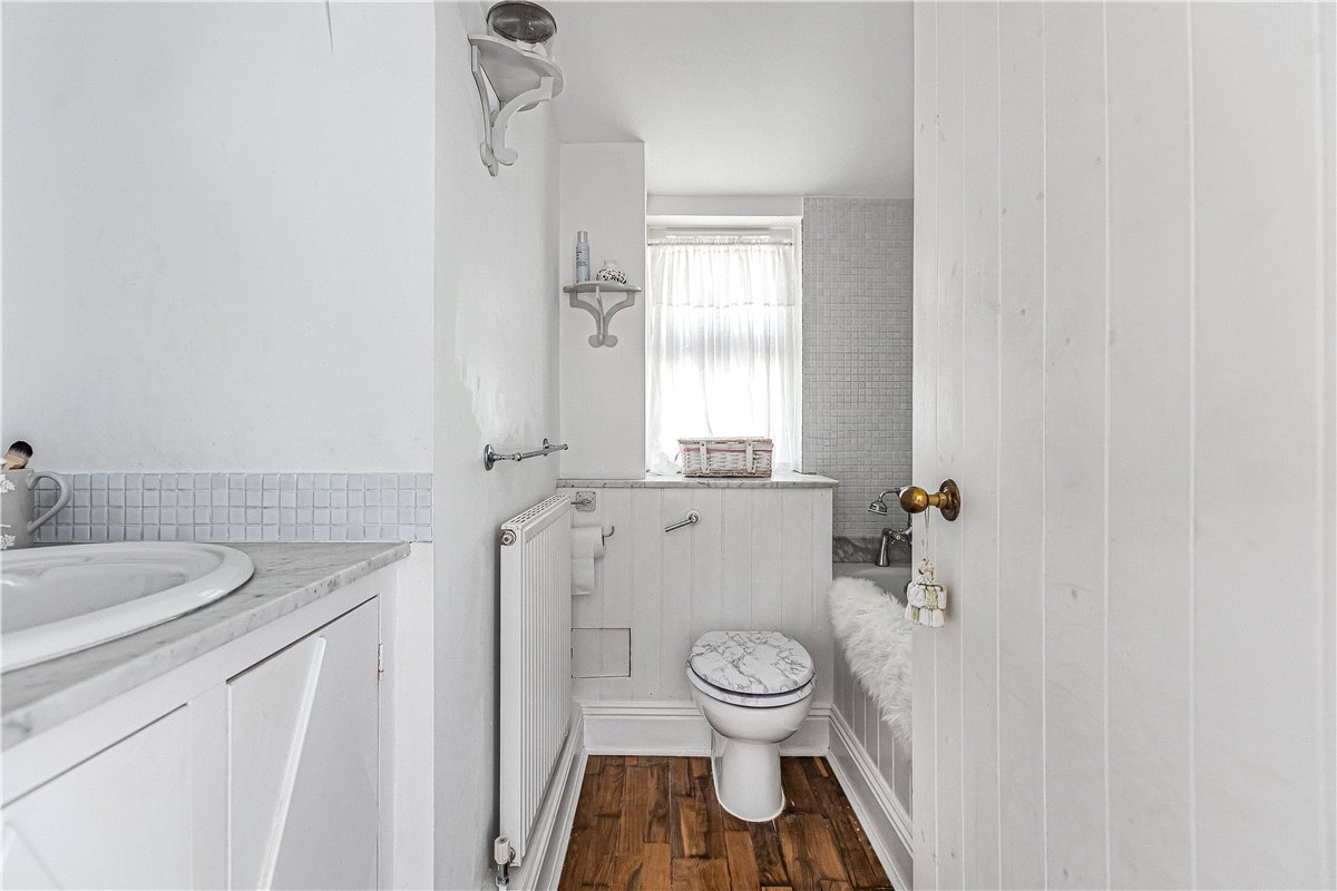 6 bedroom House, Church Road, Hinton Waldrist, SN7 - Available, Image 19