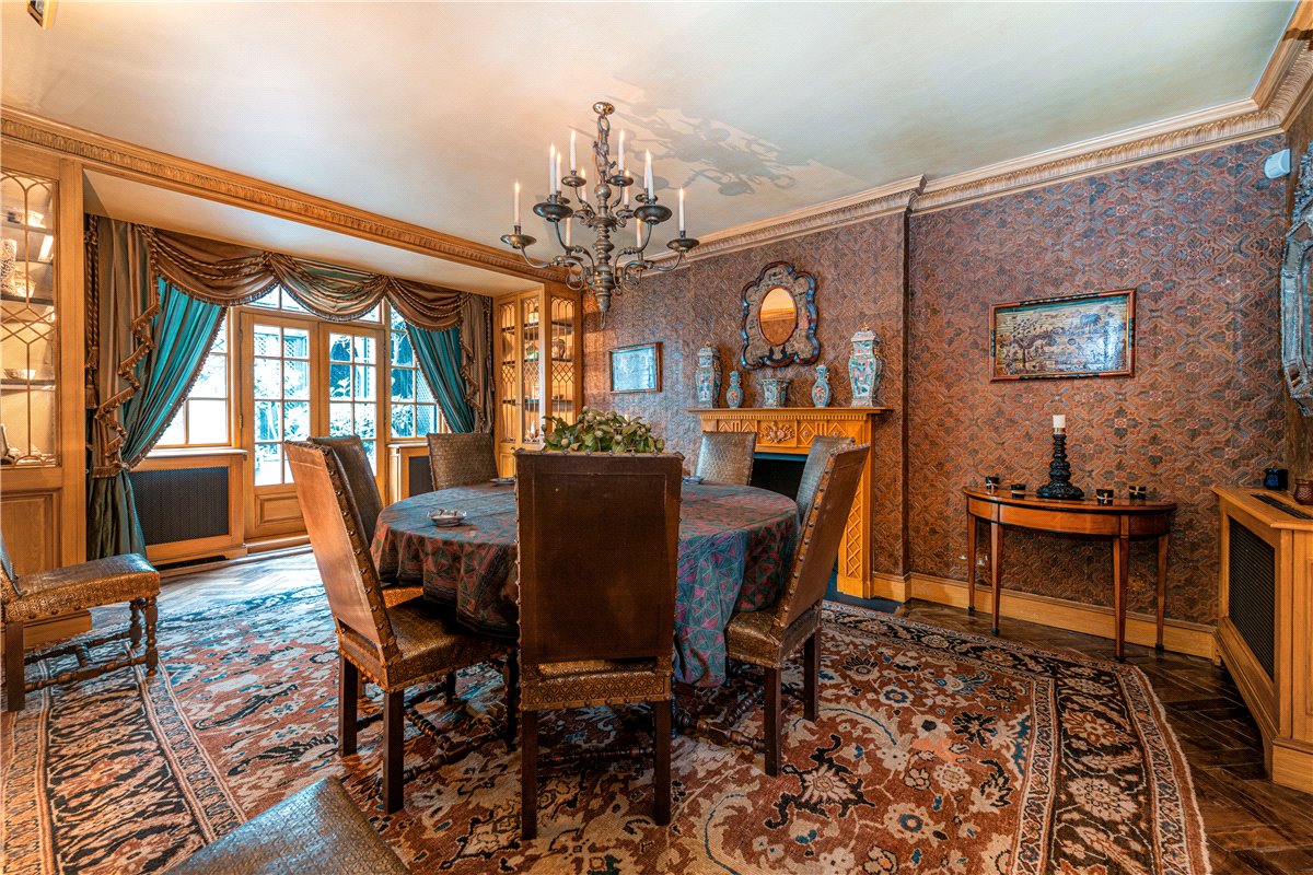 8 bedroom House, Cheyne Walk, London, SW10 - Available, Image 2