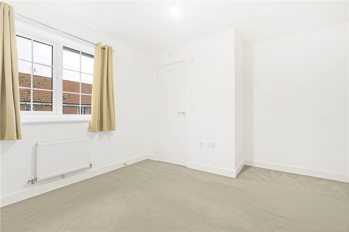 3 bedroom House, Diamond Drive, Didcot, OX11 - , Image 12