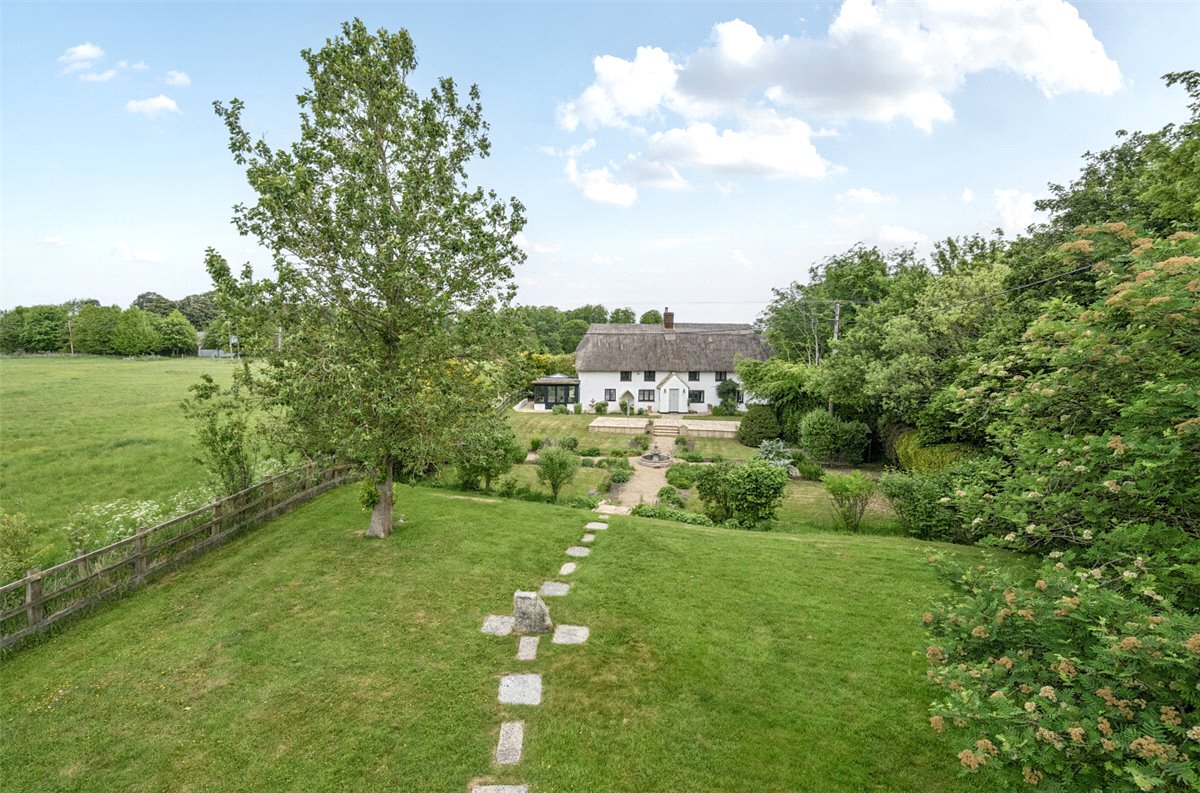 4 bedroom House, Yatesbury, Calne, SN11 - Available