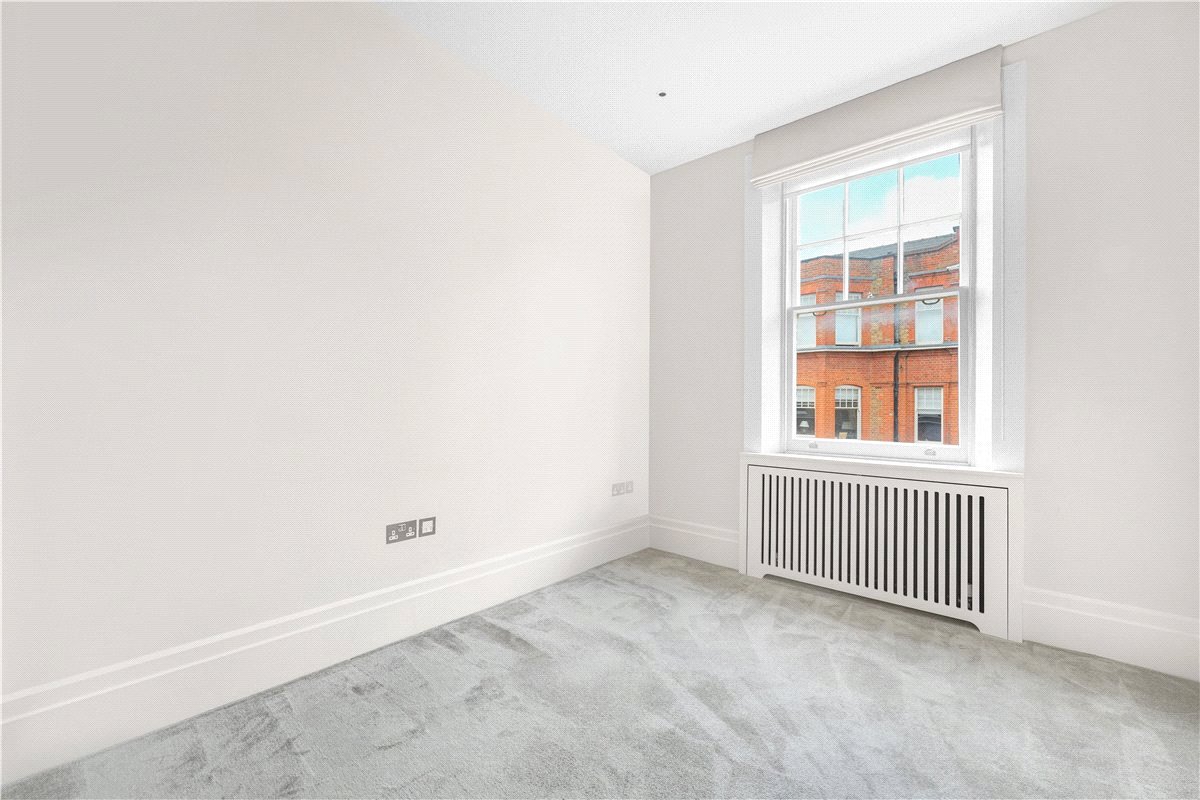 4 Bedroom Apartment/Flat's Image 8