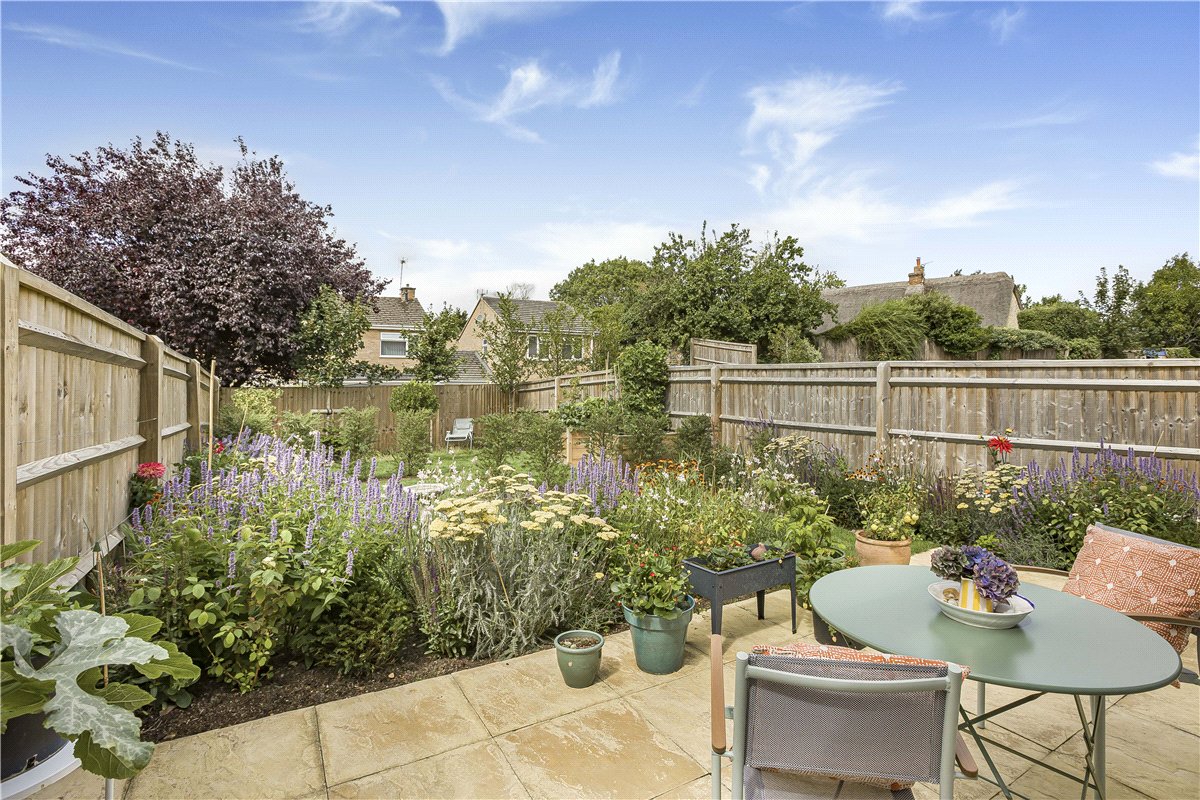 4 bedroom House, Olivers Close, Long Hanborough, OX29 - Sold, Image 2