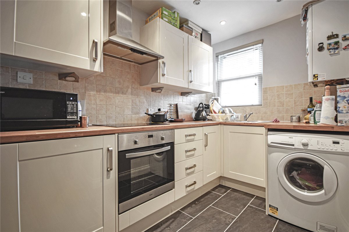 1 bedroom Flat, High Street, Cherry Hinton, CB1 - , Image 2