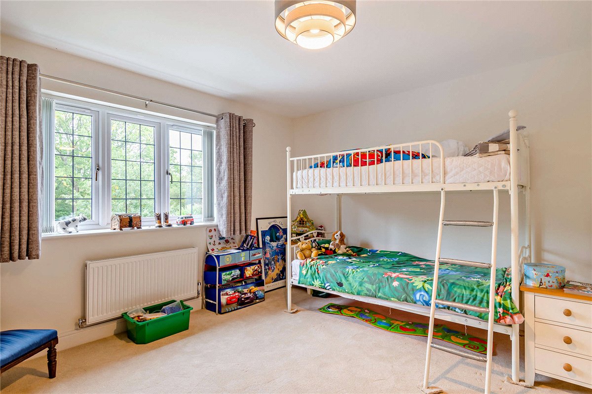 6 bedroom House, Monks Lane, Newbury, RG14 - Available, Image 21