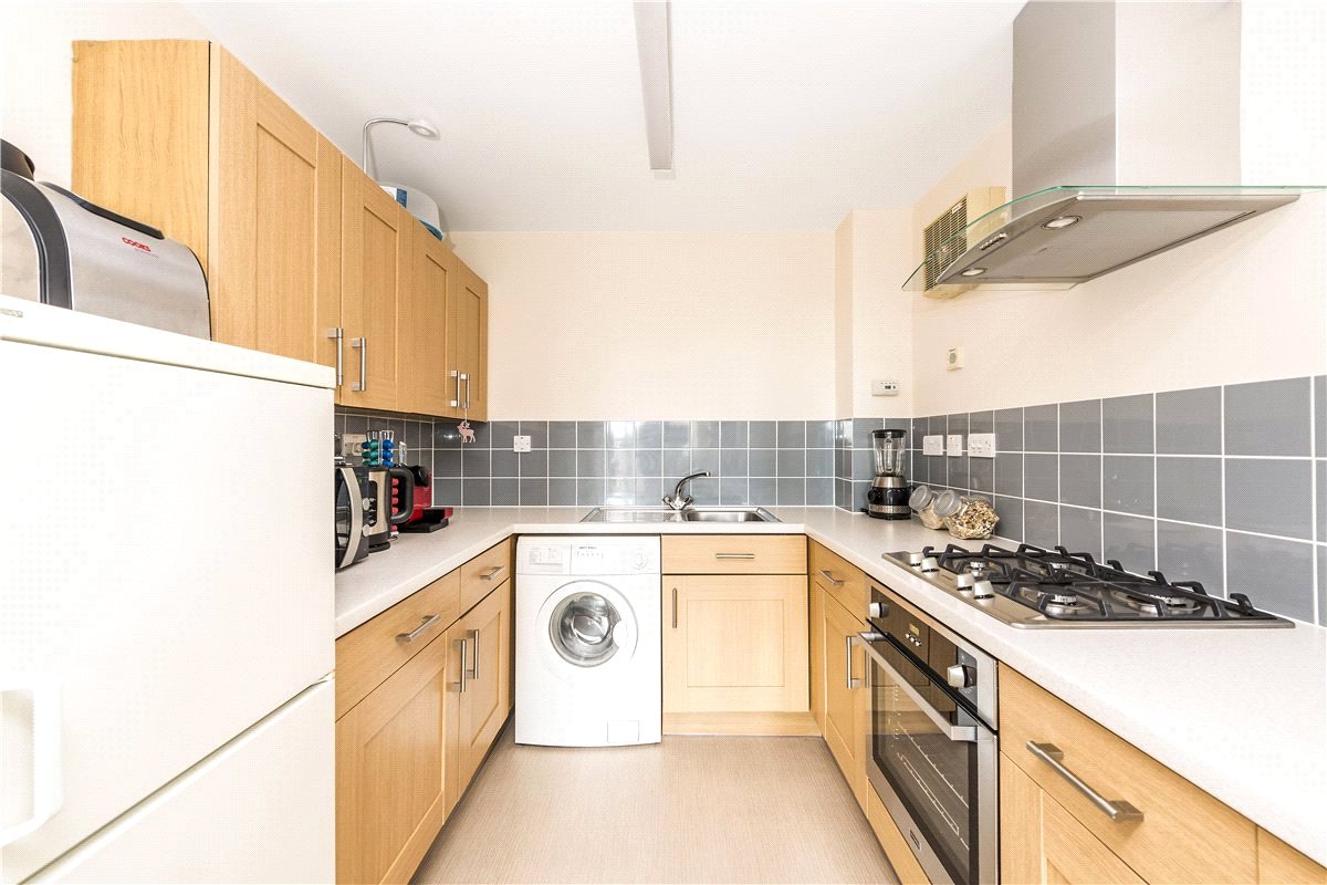 1 bedroom Flat, Naples Court, 72 St. James's Drive, SW12 - Sold STC, Image 3