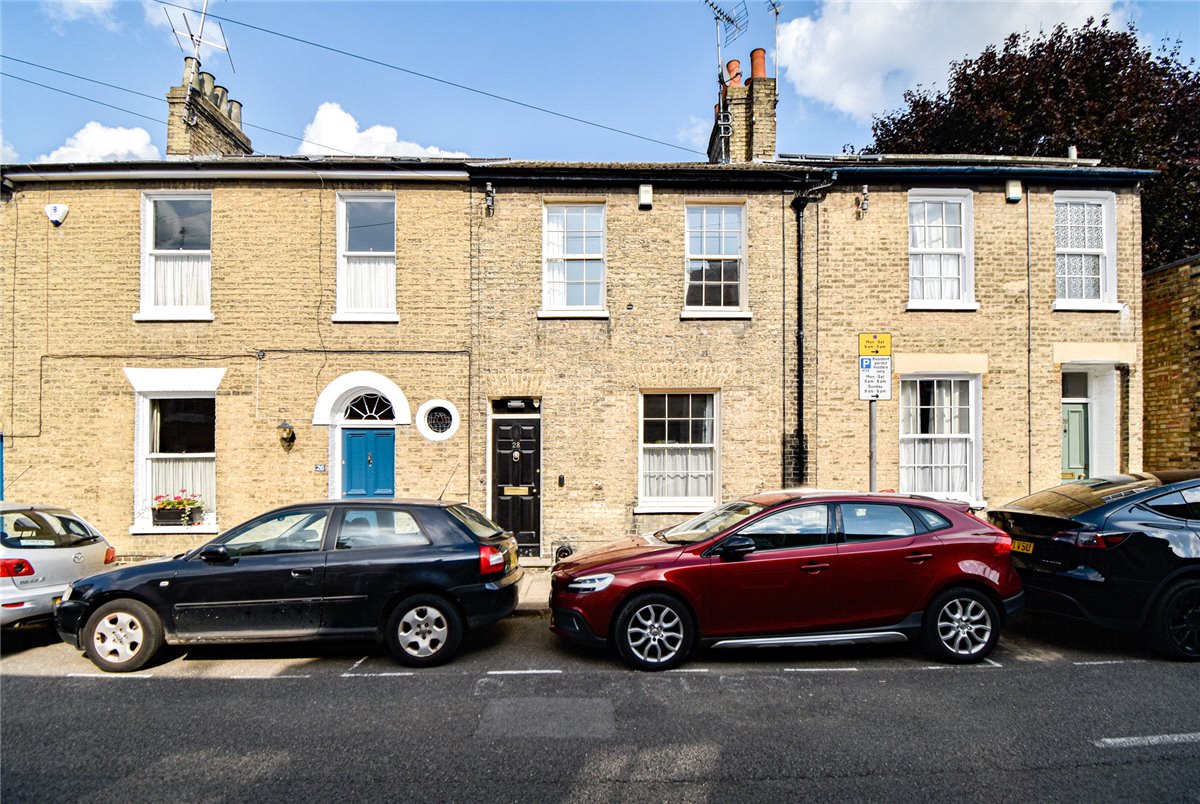 2 bedroom House, Earl Street, Cambridge, CB1 - 