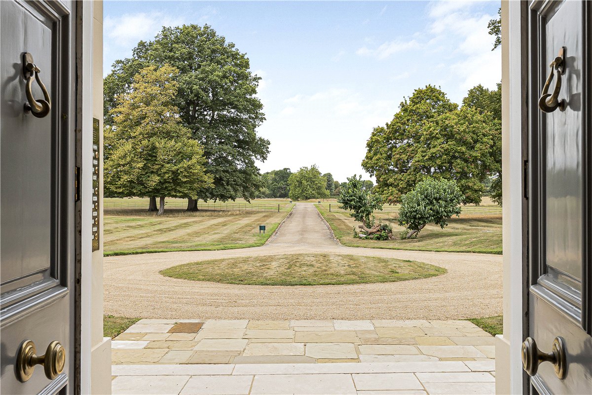 3 bedroom Flat, Burton Park, Duncton, GU28 - Available, Image 16