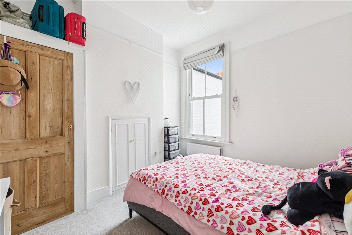 5 bedroom House, Cathles Road, London, SW12 - , Image 3