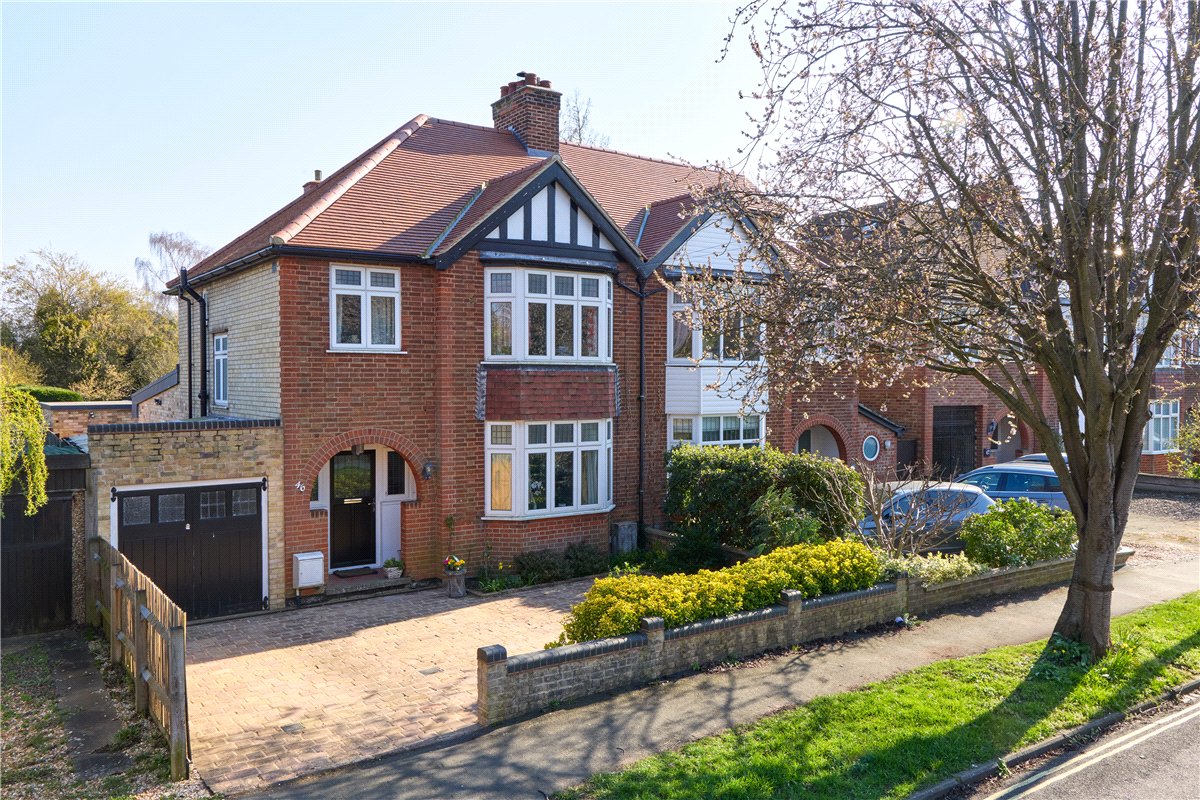 3 bedroom House, Orchard Avenue, Cambridge, CB4 - Sold