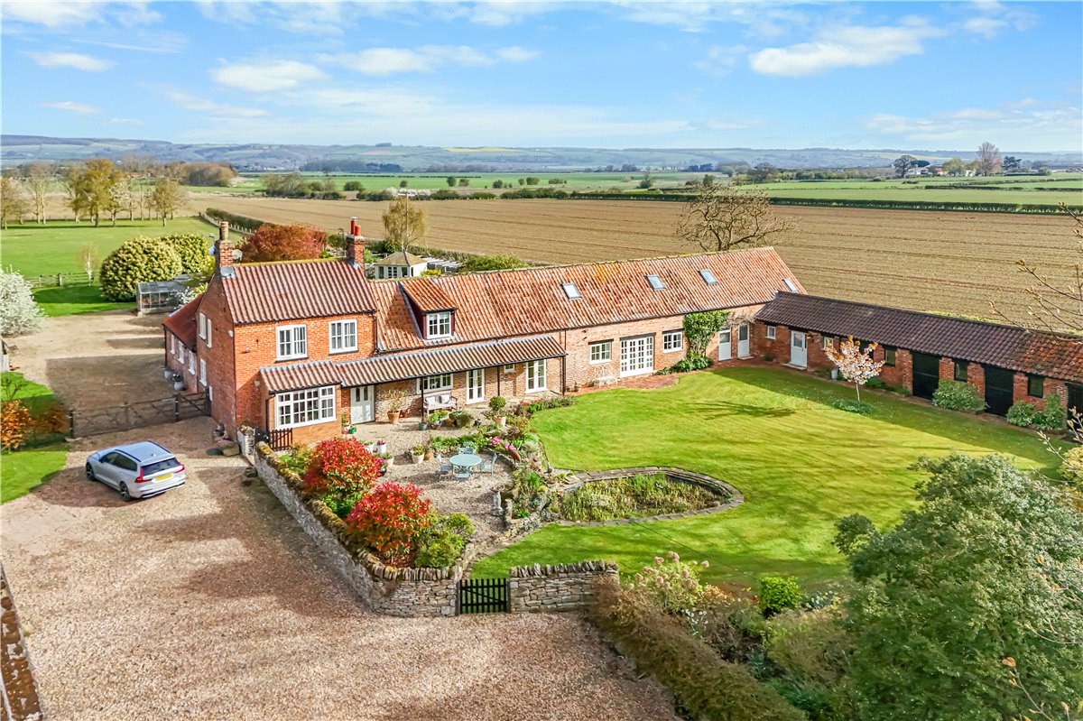 4 bedroom House, Yedingham, Malton, YO17 - Available