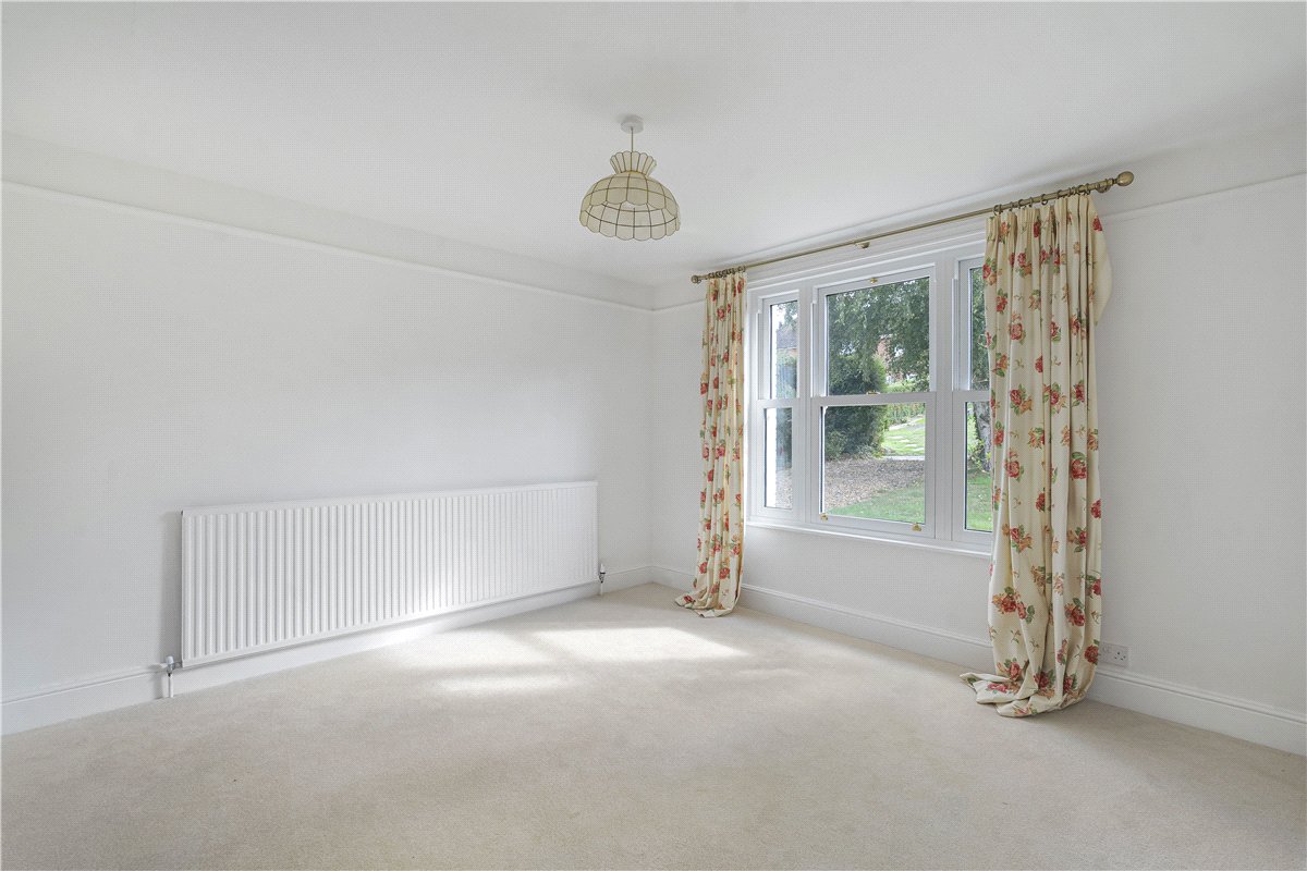 4 bedroom House, High Street, Manton, SN8 - Available, Image 3
