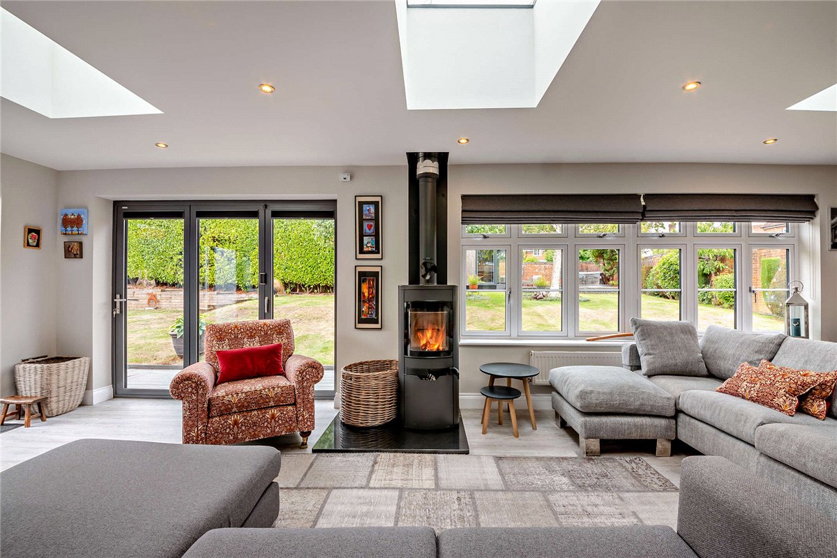 4 bedroom House, Hollycroft, Ashford Hill, RG19 - Available, Image 3