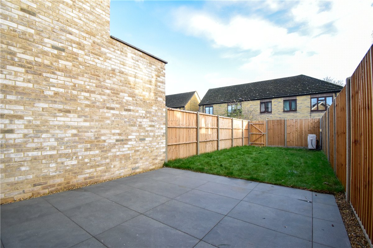 2 bedroom House, High Street, Chesterton, CB4 - Available, Image 2