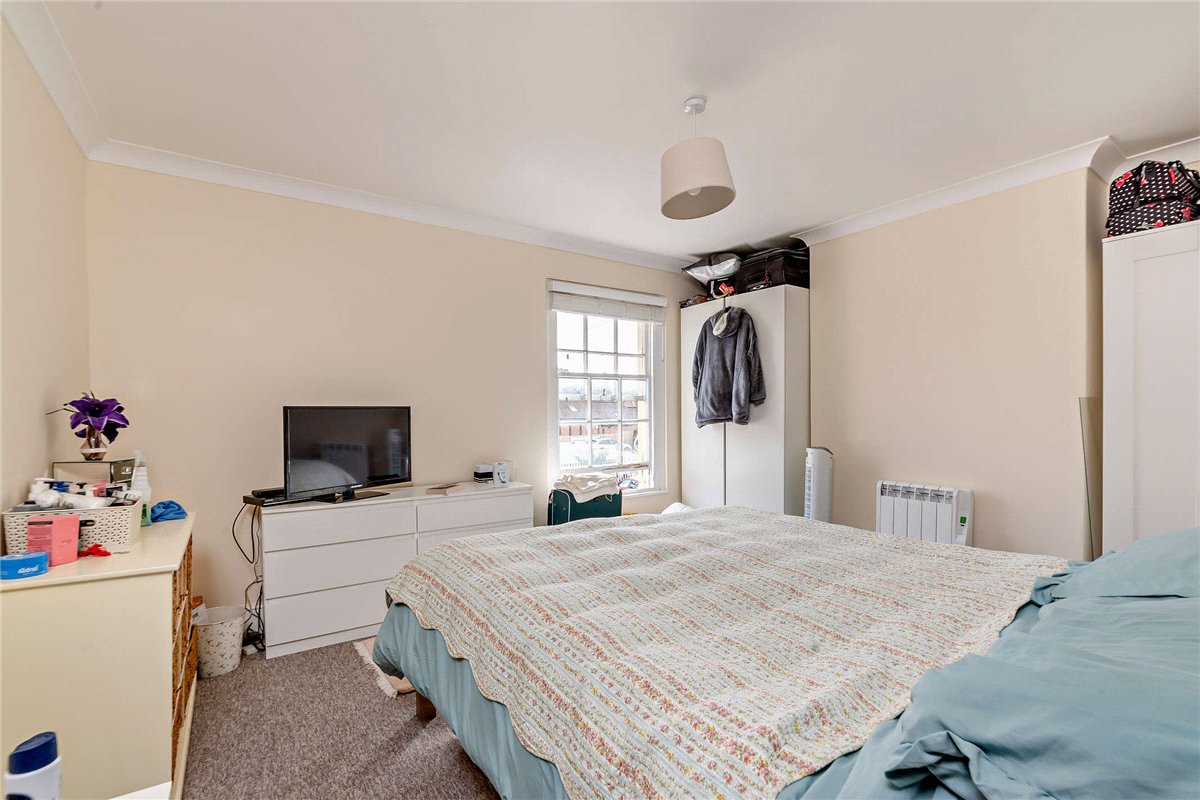 2 bedroom House, Madeira Place, Newbury, RG14 - Sold STC, Image 10