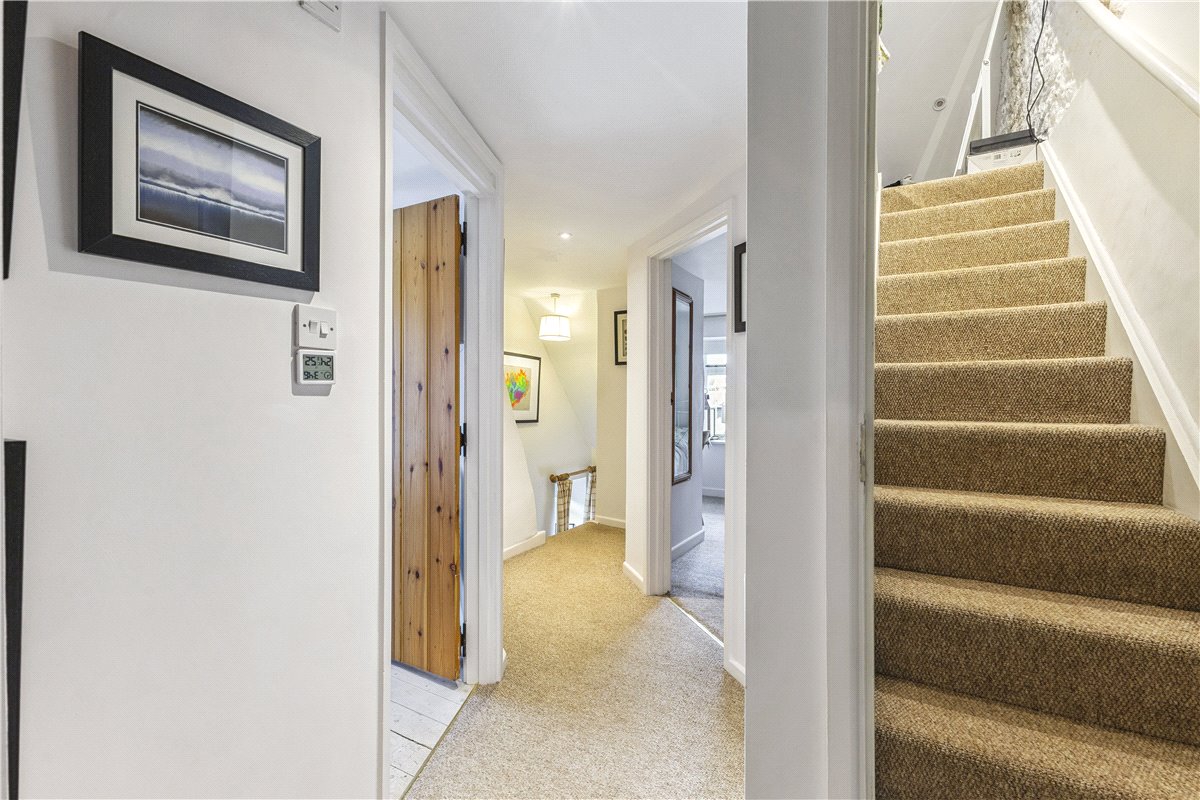 3 bedroom House, Crooked Corner, Aldbourne, SN8 - Sold STC, Image 9