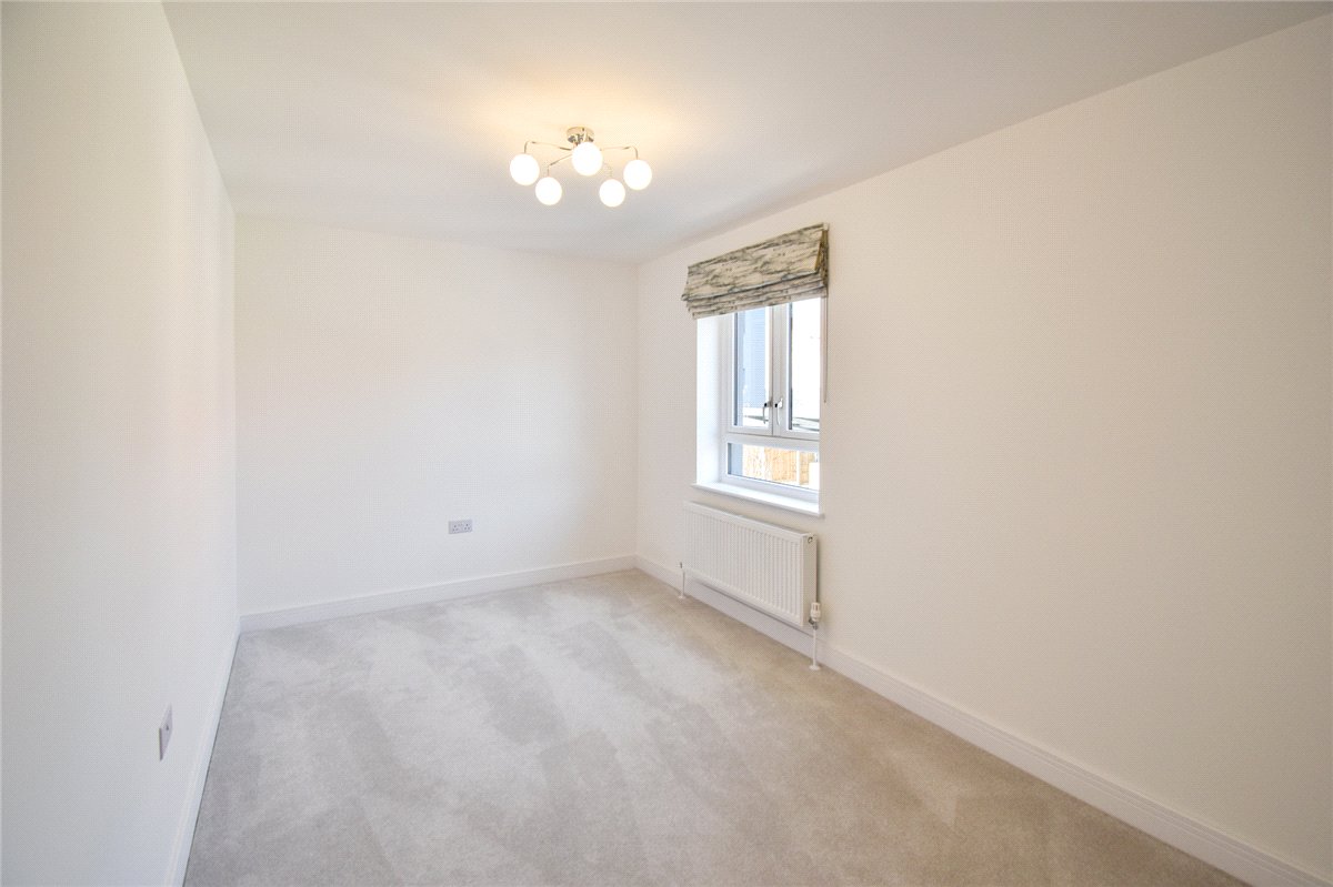 3 bedroom House, Saffron Way, Cherry Hinton, CB1 - Available, Image 7