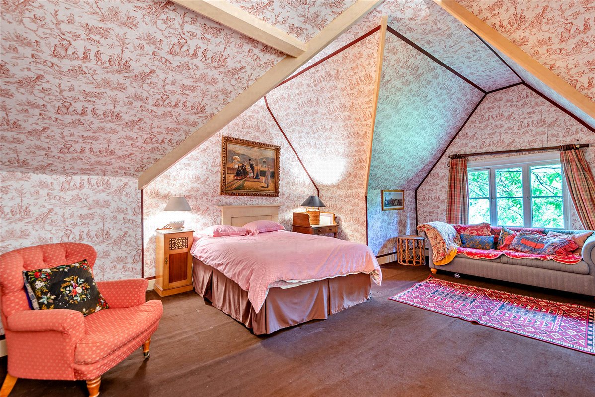 5.5 Sq Ft Country Estate, Priest Hill, Old Windsor, SL4 - Available, Image 19