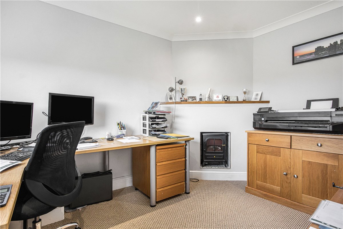3 bedroom House, The Causeway, East Hanney, OX12 - Available, Image 6