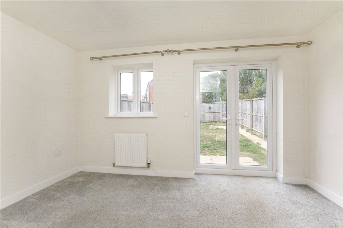 2 bedroom House, Heather Drive, Pontefract, WF8 - , Image 4