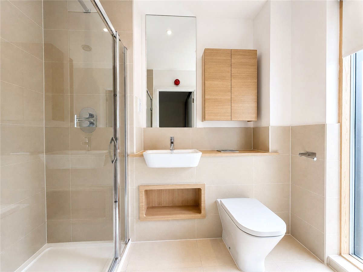 3 bedroom House, Royal Way, Trumpington, CB2 - Sold STC, Image 11