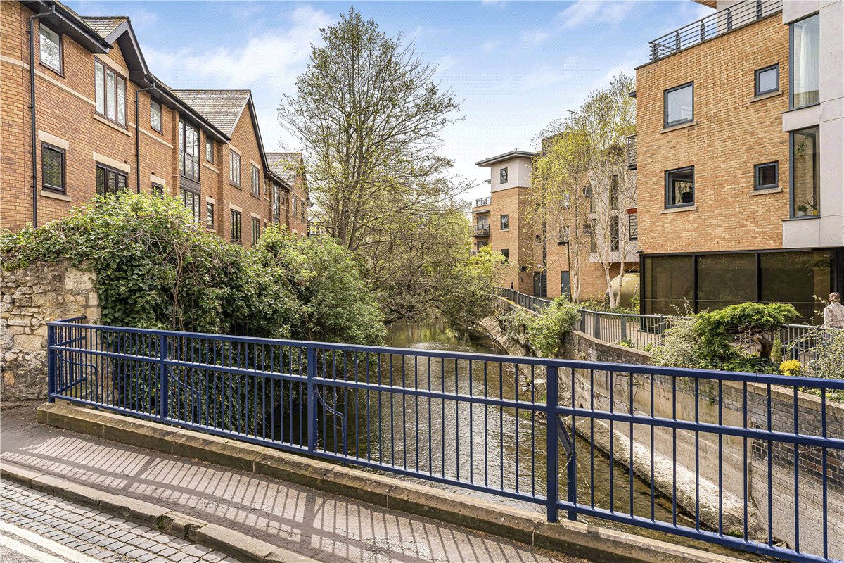 2 bedroom Flat, Paradise Street, Oxford, OX1 - Available, Image 12
