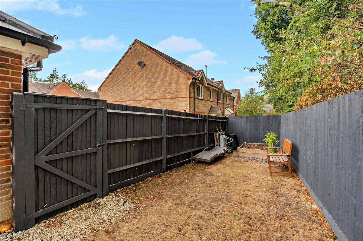 3 bedroom House, Mandarin Drive, Newbury, RG14 - Available, Image 19