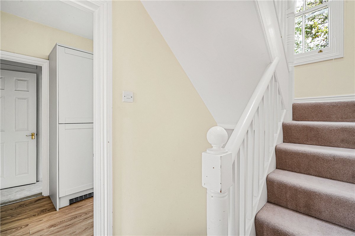 2 bedroom Flat, Walton Crescent, Oxford, OX1 - Available, Image 8