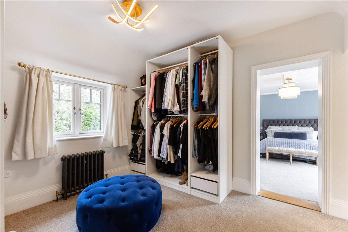 5 bedroom House, The Fairway, Devizes, SN10 - Available, Image 18