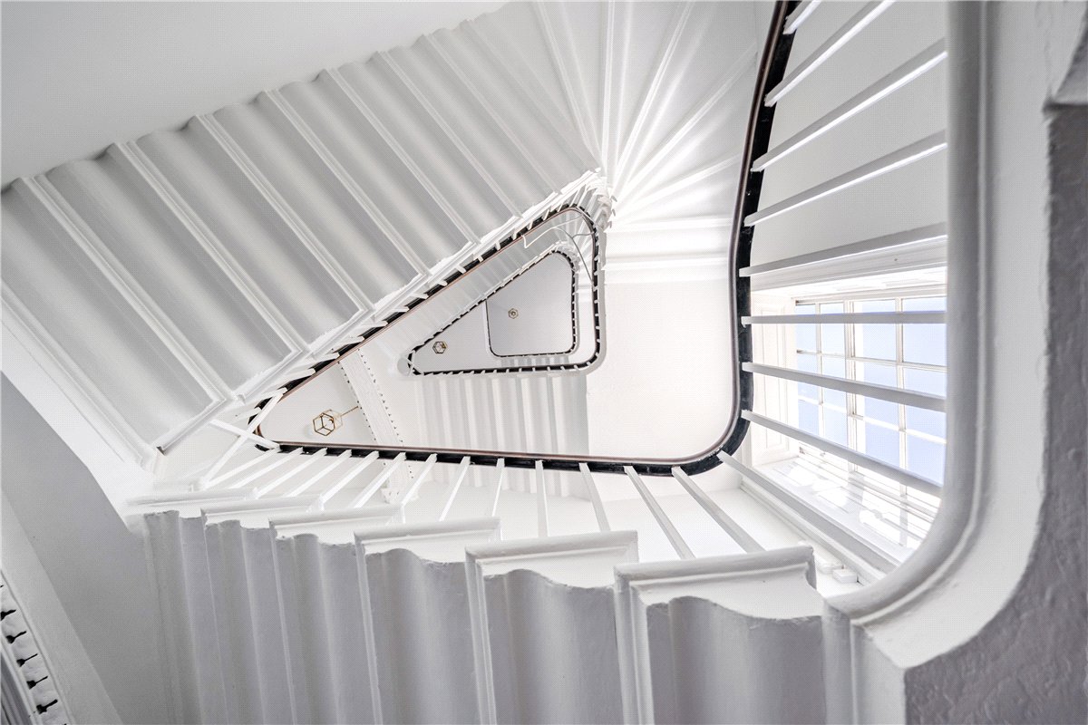 2 bedroom Flat, Park Street, Bath, BA1 - Available, Image 1