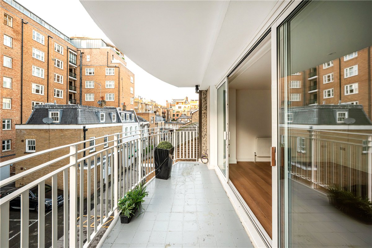 3 bedroom Flat, William Mews, Belgravia, SW1X - Available, Image 24