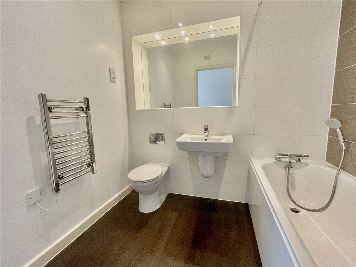 2 bedroom Flat, Glenalmond Avenue, Cambridge, CB2 - Available, Image 1