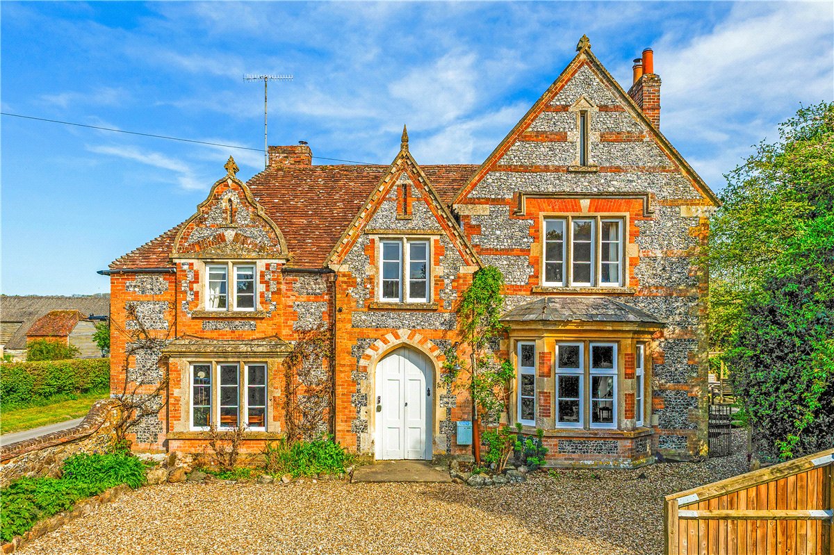 3 bedroom House, West Street, Aldbourne, SN8 - Available, Image 24