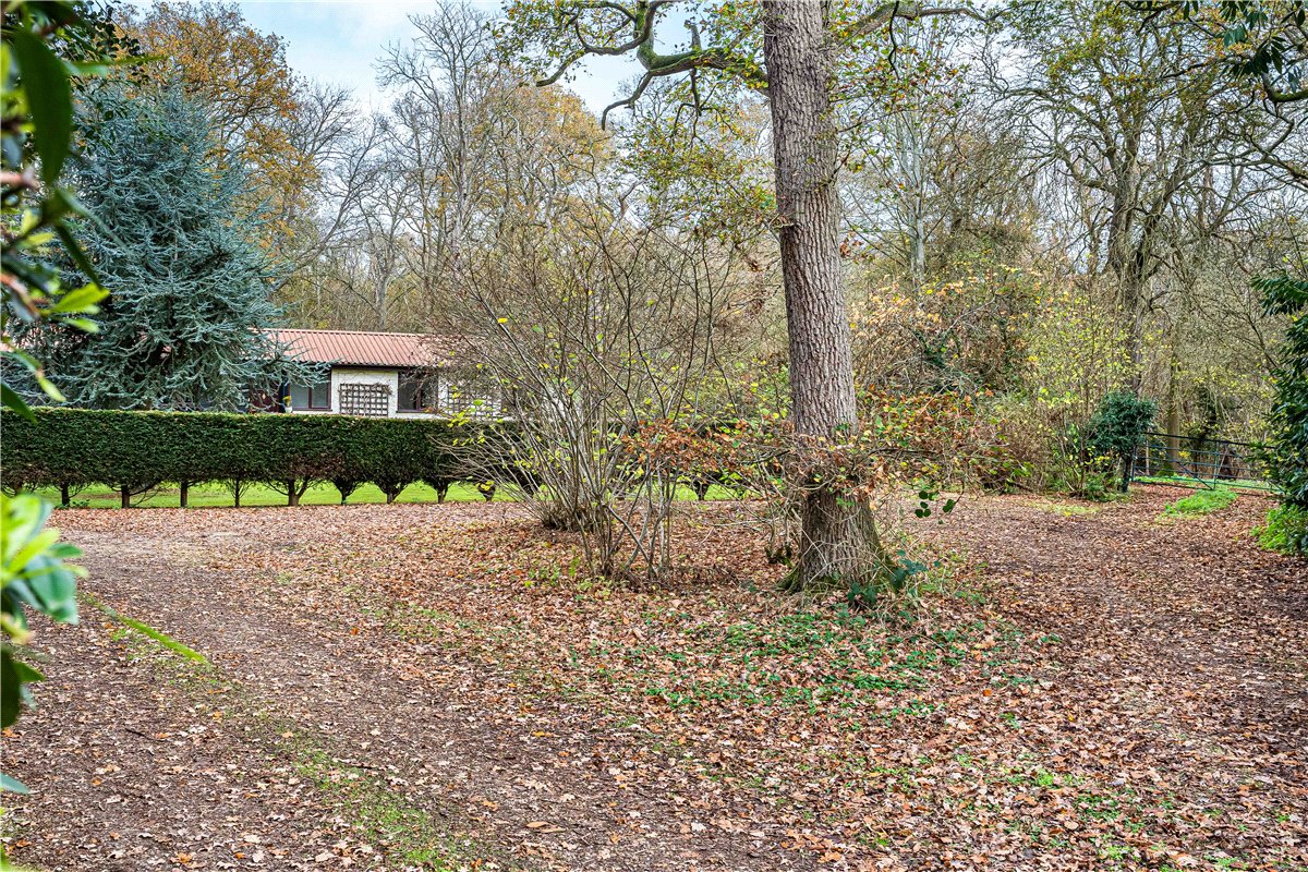 0.3  Development Land, Oakley Wood, Benson, OX10 - Available, Image 5